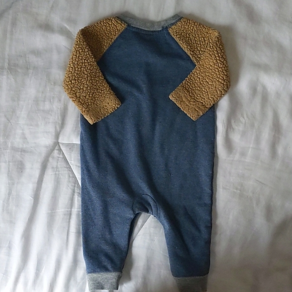 Tucker & Tate Long Sleeved Romper - Picture 2 of 3